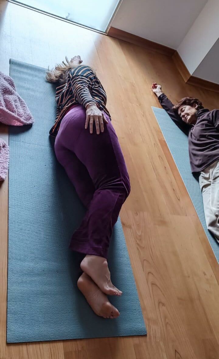 Estiramientos de cadenas musculares 02